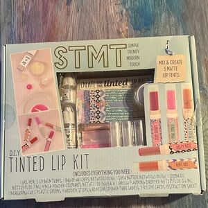 STMT DIY Tinted Lip Kit - Dusty Rose and Ruby Red